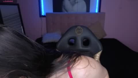 sara_valderrama_ online show from 02.20.26