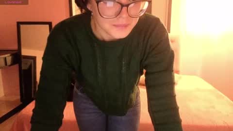Snapshot of sara_valderrama_ chatting on 05.29.26 sara_valderrama_ online show from 05.29.26