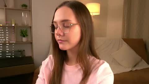 Snapshot of sara_whooops chatting on 01.08.26 Im Sara online show from 01.08.26