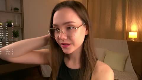 Snapshot of sara_whooops chatting on 02.19.26 Im Sara online show from 02.19.26