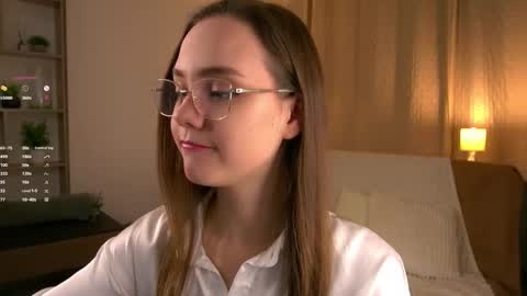 Snapshot of sara_whooops chatting on 02.25.26 Im Sara online show from 02.25.26