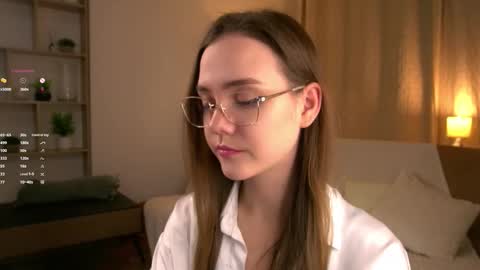 Snapshot of sara_whooops chatting on 03.01.26 Im Sara online show from 03.01.26