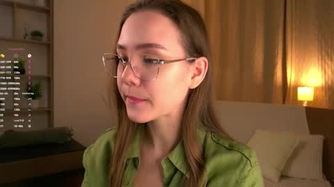 Snapshot of sara_whooops chatting on 03.15.26 Im Sara online show from 03.15.26