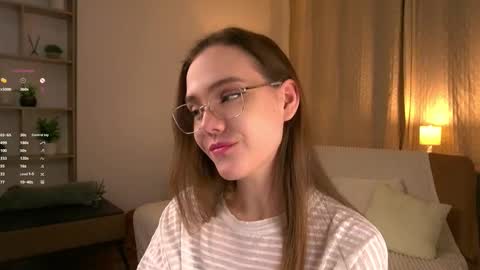 Snapshot of sara_whooops chatting on 03.26.26 Im Sara online show from 03.26.26