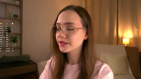 Snapshot of sara_whooops chatting on 03.30.26 Im Sara online show from 03.30.26