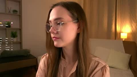 Snapshot of sara_whooops chatting on 04.01.26 Im Sara online show from 04.01.26