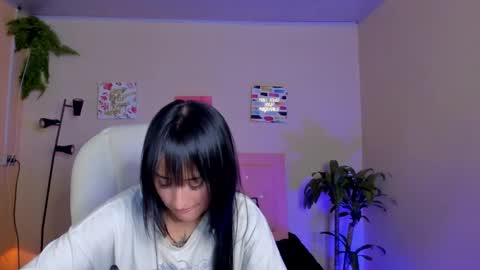 Sarah Ramirez online show from 02.13.25