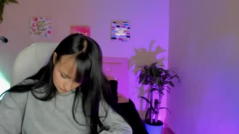 Sarah Ramirez online show from 02.27.25