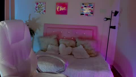 Sarah Ramirez online show from 03.11.25