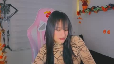 Sarah Ramirez online show from 10.21.25