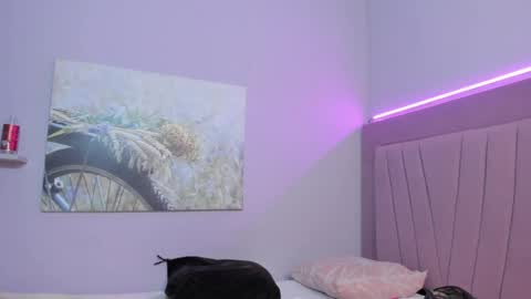Snapshot of saraa_rosee_ chatting on 05.27.26 SARA ROSEE online show from 05.27.26