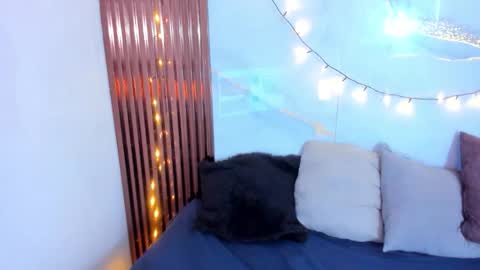 SARAHGIL online show from 03.15.26