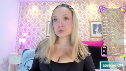 SaraAvila  online show from 05.28.26