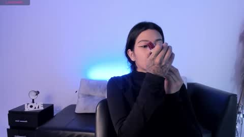 Snapshot of saracorraless chatting on 10.09.25 Sara Everyday From 1430 to 2130 Col Time online show from 10.09.25