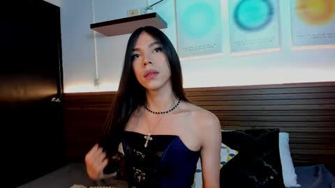 Snapshot of saracutie_ chatting on 04.04.26 Sara online show from 04.04.26