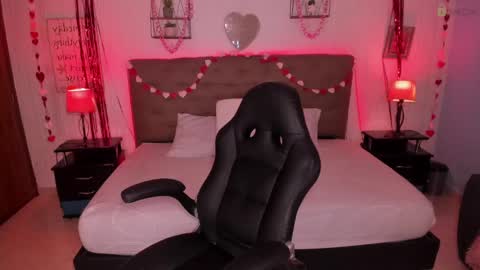 Sara online show from 02.14.25