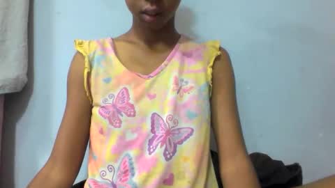 sarah146341 online show from 12.21.25