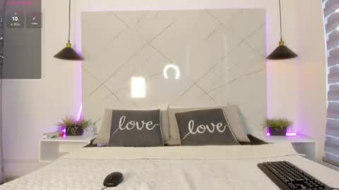 sarah_collens_ online show from 05.30.26