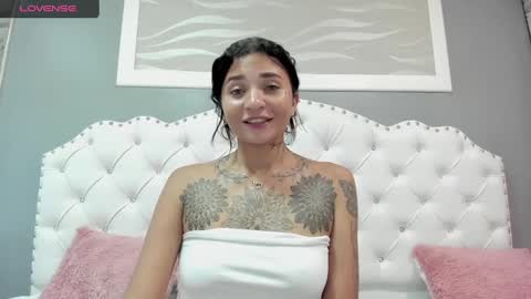 Sarah online show from 12.03.24