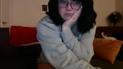 Sarah online show from 03.12.25