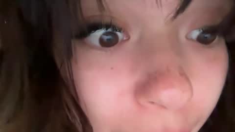 Sarah Heart Aus online show from 01.17.25