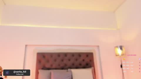 Snapshot of sarah_hiill chatting on 01.24.25 online show from 01.24.25