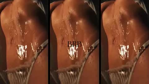 Snapshot of sarah_hiill chatting on 11.27.25 online show from 11.27.25