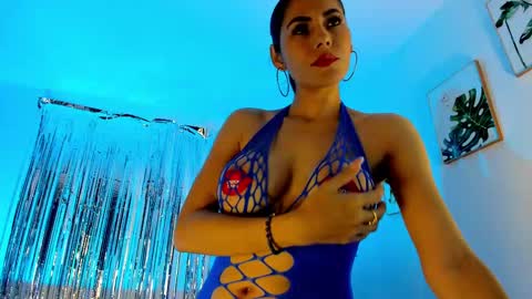 Snapshot of sarah_perez1 chatting on 02.24.25 INSTAGRAM...sarah22 p online show from 02.24.25