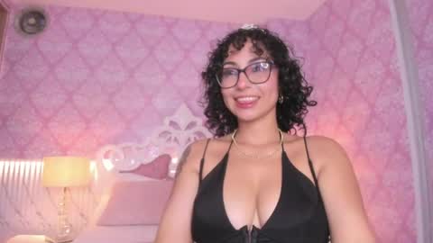 Snapshot of sarah_sluty chatting on 05.01.26 Sarah online show from 05.01.26