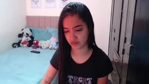 Sarah online show from 12.18.24