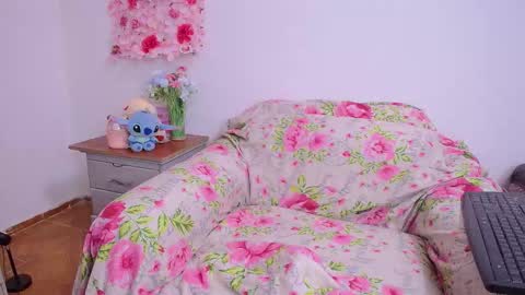 sarahajhoness online show from 03.05.26