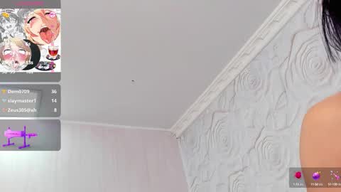 Snapshot of sarahi_camila chatting on 09.13.25 online show from 09.13.25