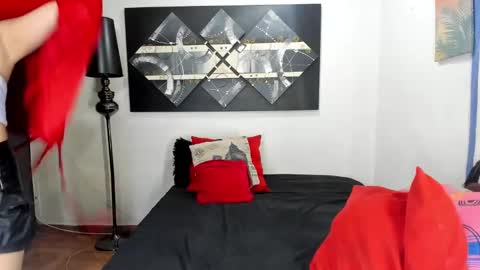  SARAHJEY     online show from 02.20.25