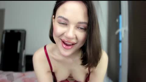 sarahphyllis online show from 02.25.25