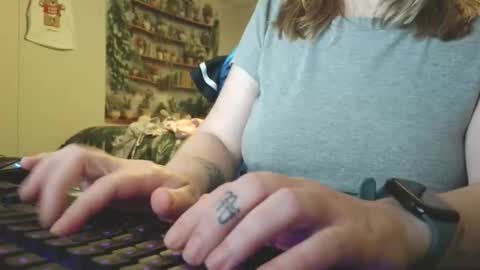 Snapshot of sarahpmummy chatting on 05.07.26 Sarah online show from 05.07.26
