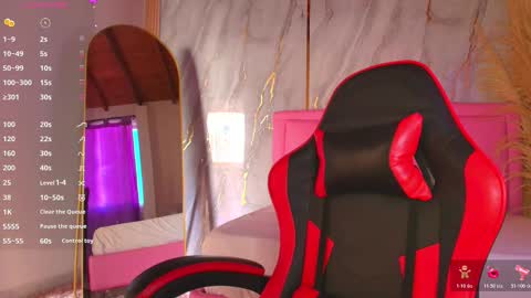 S A R A H  online show from 11.08.25