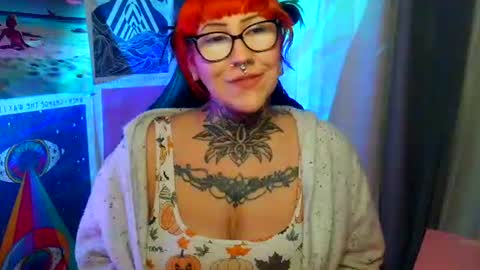 Sarah T online show from 11.02.25