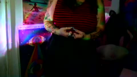 Sarah T online show from 06.20.26