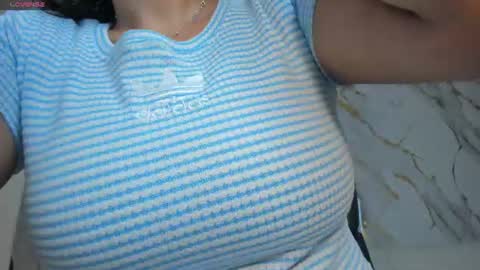 Snapshot of sarahyates chatting on 07.16.26 Sarah independent model online show from 07.16.26