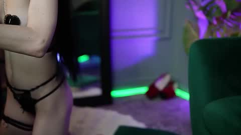  Sarai  online show from 01.17.26