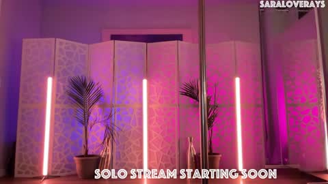 Snapshot of saraloverays chatting on 01.02.25 Back from Vacay Follow for more here online show from 01.02.25