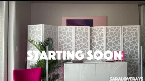 Snapshot of saraloverays chatting on 02.10.25 Back from Vacay Follow for more here online show from 02.10.25