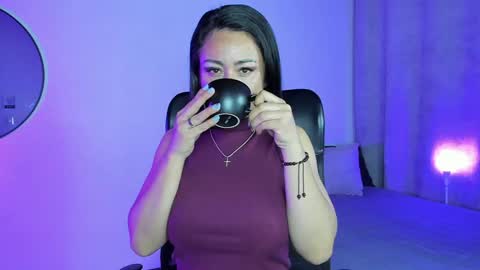 saramilf_69 online show from 02.04.25