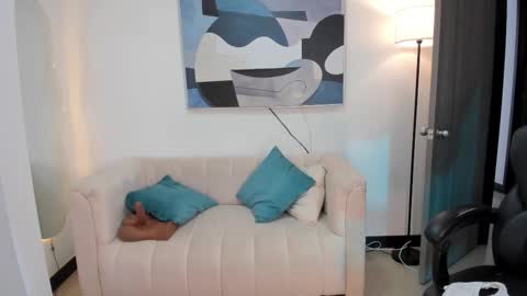 I am Sara  online show from 03.13.26