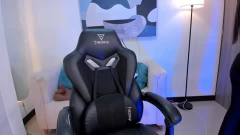 I am Sara  online show from 03.21.26