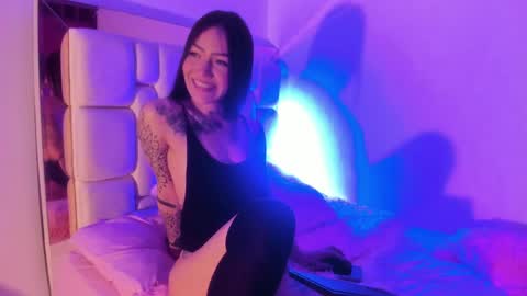 Snapshot of saratorresxx chatting on 01.08.25 Sara online show from 01.08.25