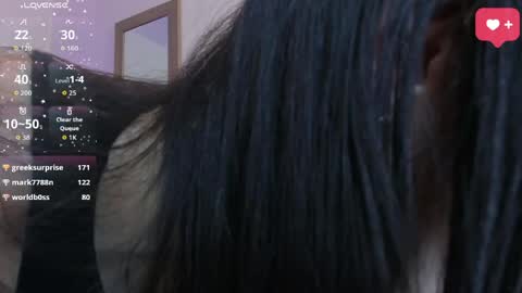 Snapshot of sarawagner_ chatting on 05.26.26 online show from 05.26.26