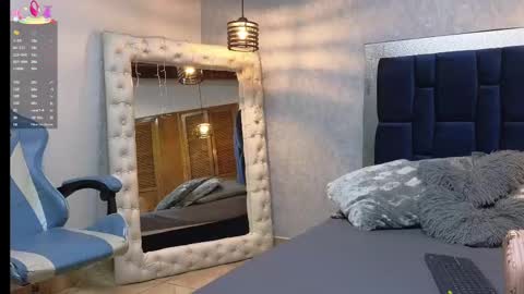 Snapshot of sarawilliamss_ chatting on 02.24.25 Sara W online show from 02.24.25