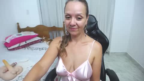 saray1221 online show from 02.05.25