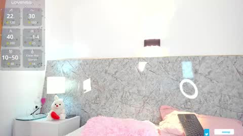 Snapshot of saray_cum chatting on 12.26.24 saray online show from 12.26.24